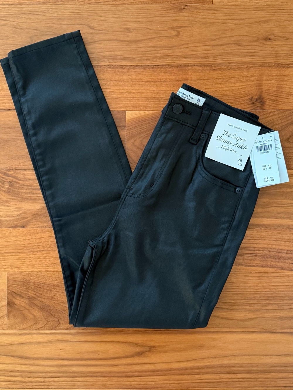 NWT Abercrombie & Fitch Coated Black Super Skinny Ankle Jeans 28 6S 6 Short